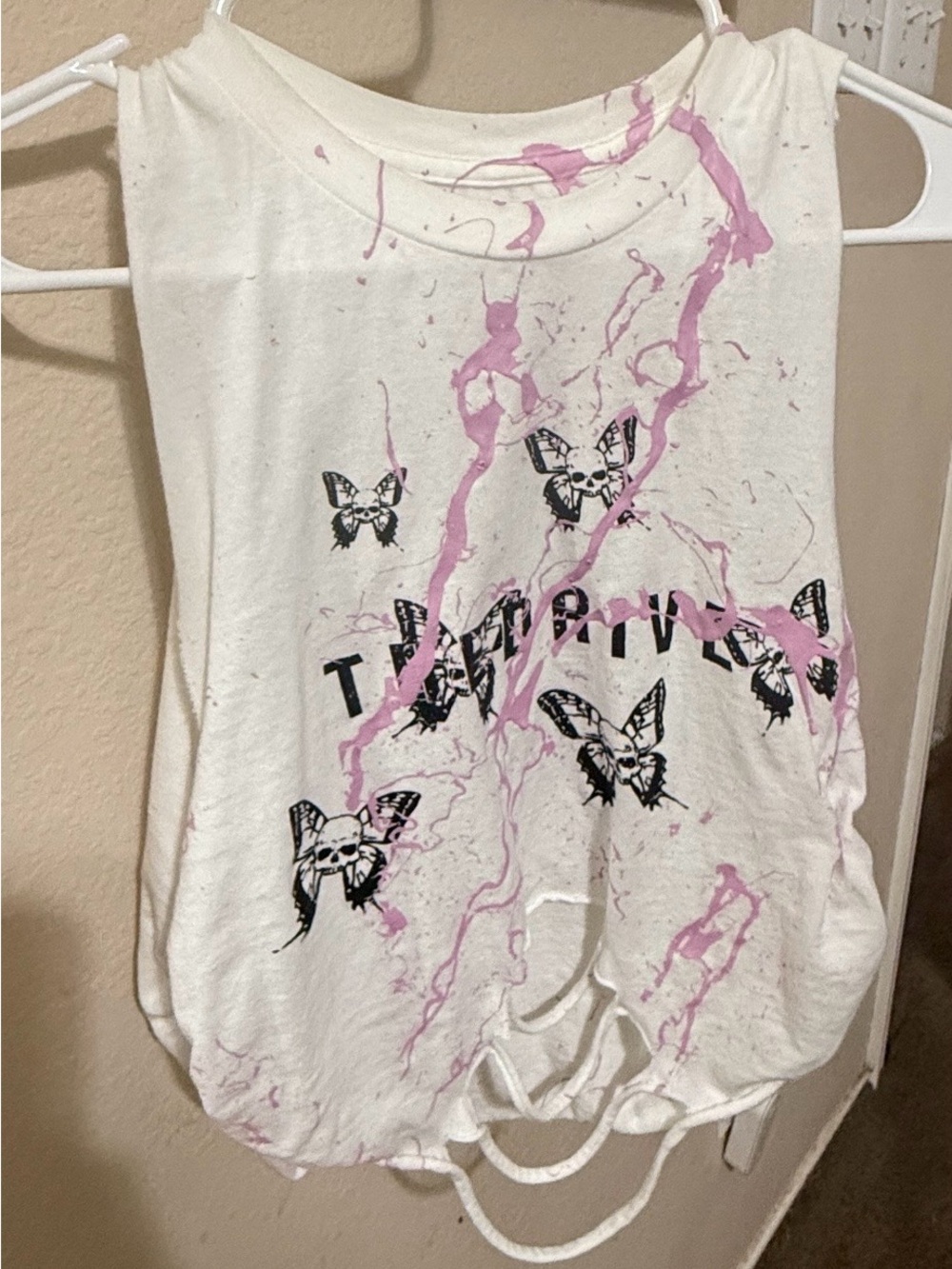 The Drive Butterfly Skull  tank with Pink Paint Detail